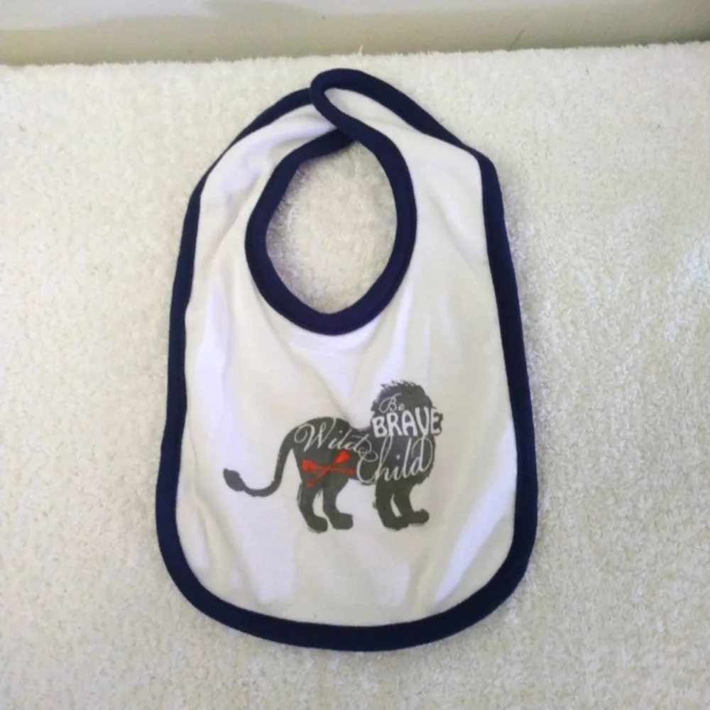 3/$10 🌟 NWOT Yoga Sprout Baby Bib 